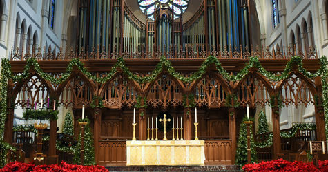 Christmas-Altar-Flowers